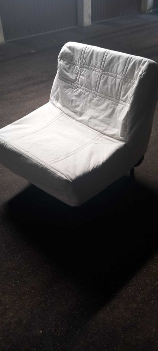 Vand pat dormitor, structura metal cu somiera de lemn 80x200cm cu saltea aprox 10 cm groasa, si cu functiune de fotoliu