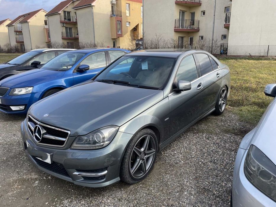 Dezmembrari dezmembrez Mercedes C-Class W204 facelift 2.2 cdi cod motor OM651911