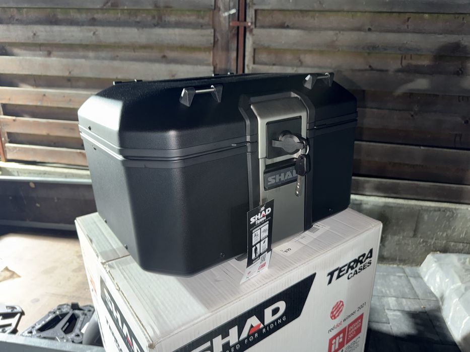 Top case Shad terra black edition 48L Cfmoto 800mt