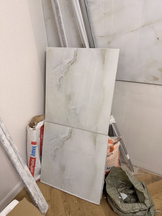 Отдам керамогранит