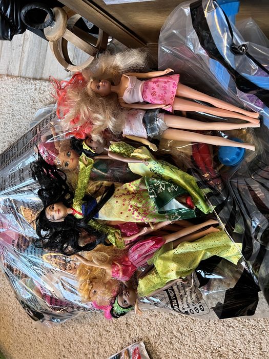 Lot papusi barbie 180 bucati
