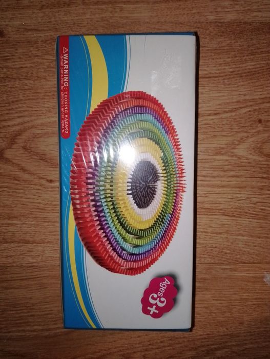 Дървено цветно домино