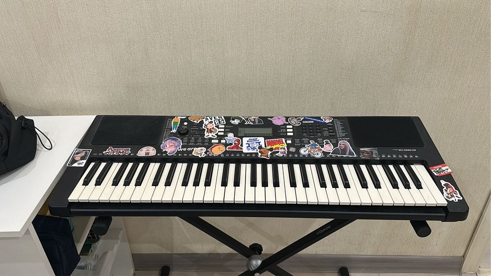 Синтезатор (пианино) Yamaha PSR E363
