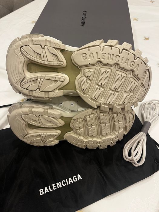 Balenciaga track 38 бели
