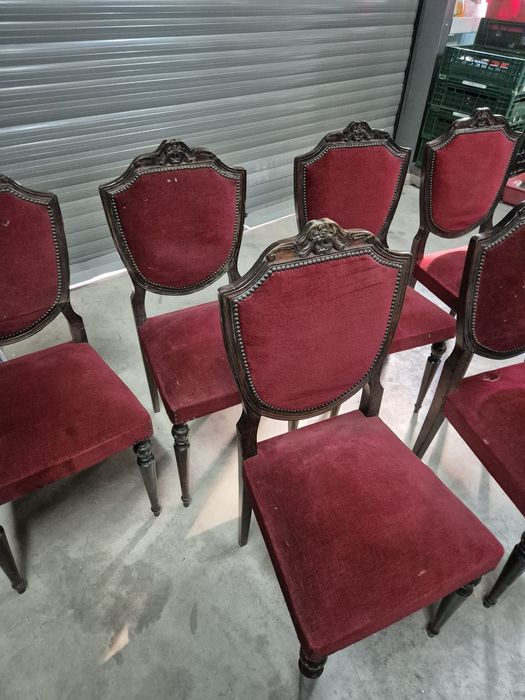 Дървено столове с дърворезба,за реставрация