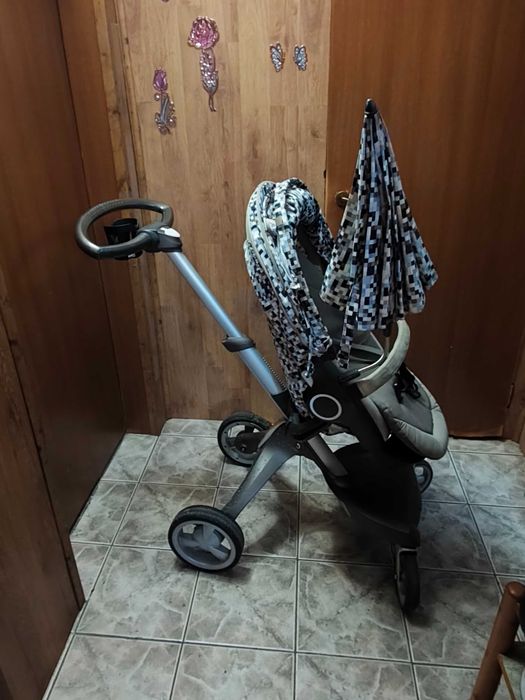 Бебешка  количка