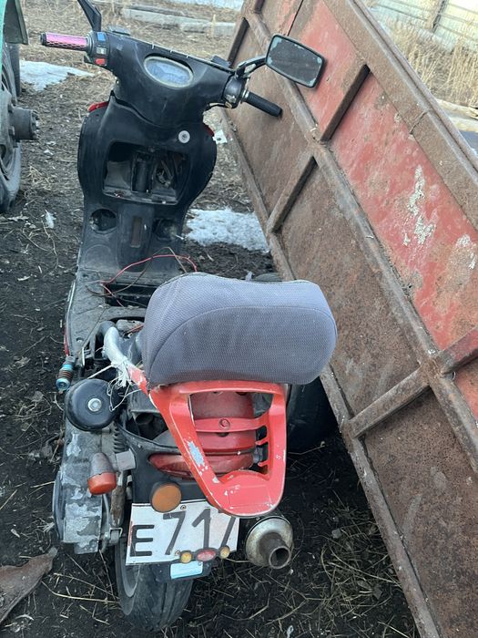 Продам скутер 150 кубов