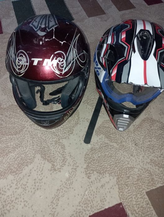 Продам шлема и грипсы