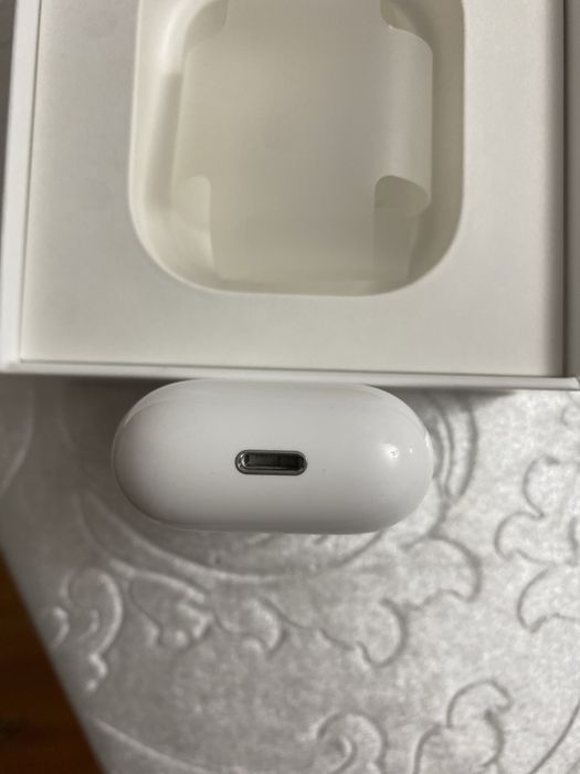 Airpods 2 с коробкой
