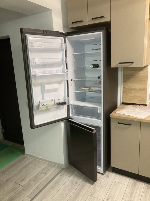 Montaj comoda tv. Montaj tv perete. Inversare isi frigider