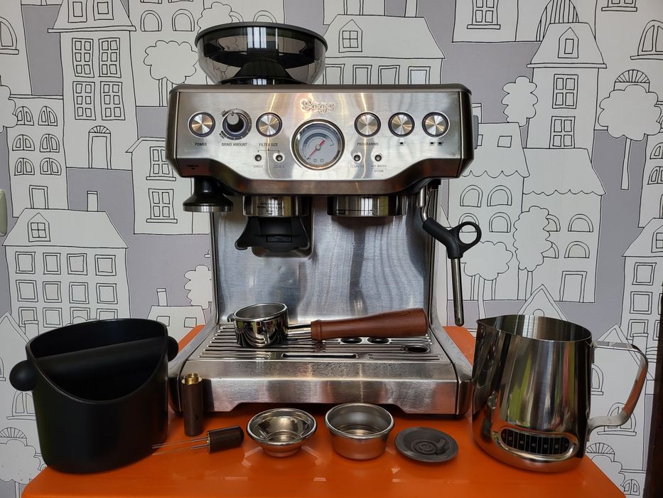 Кафемашина SAGE Barista Express с аксесоари