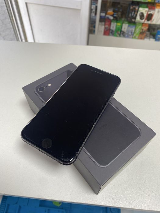 Iphone 8 64gb в рабочем состояния