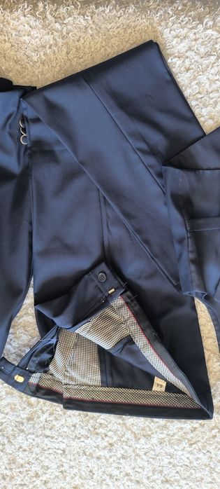 Школьный костюм  р. 146