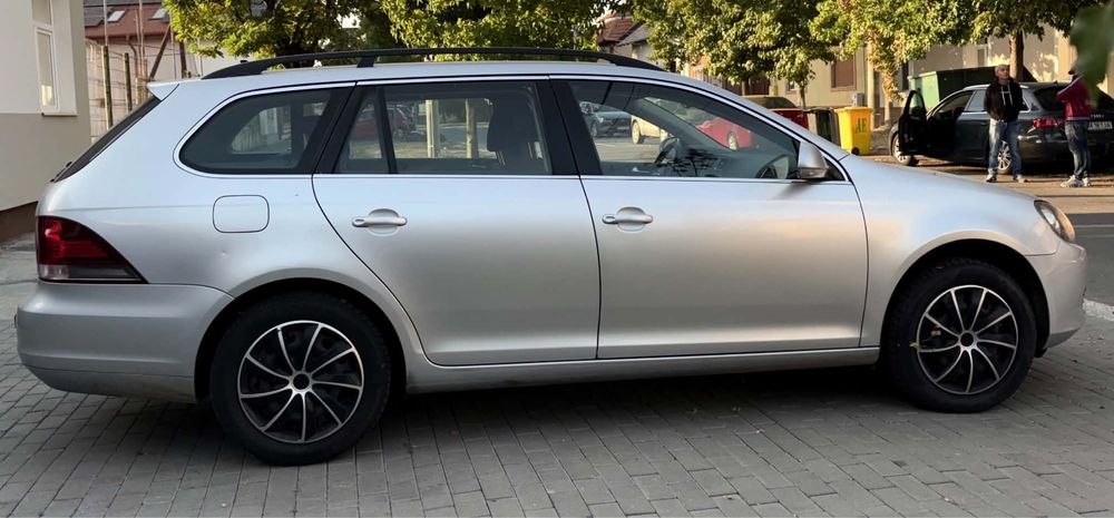 VOLKSWAGEN Golf 2010 — imagine 5