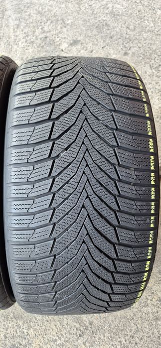 4 anvelope iarna Nexen,fata 245/45/18,spate 275/40/18.Pret/bucata.