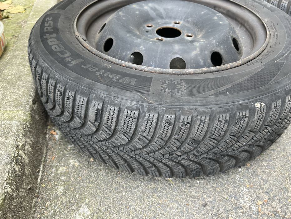 Janta + cauciuc iarna Hankook DOT 27/16 pentru Logan