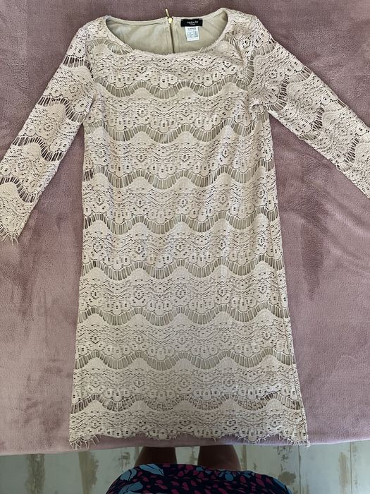 Дамска рокля от дантела
