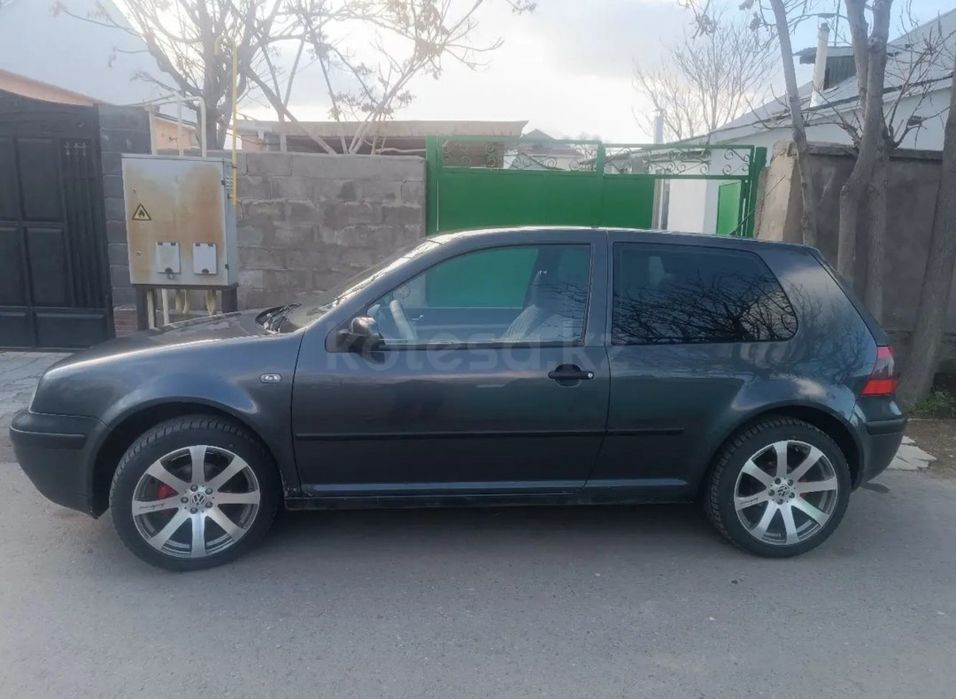 Volkswagen Golf, 2002 года