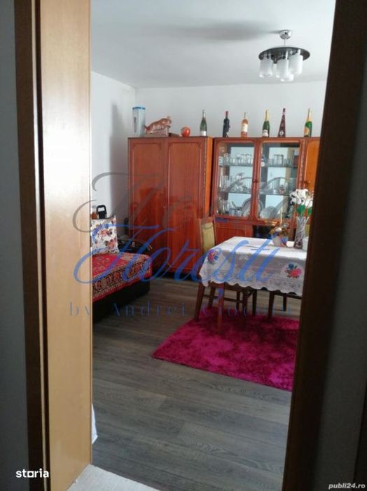 Casa cu 3 camere in zona Intre Lacuri