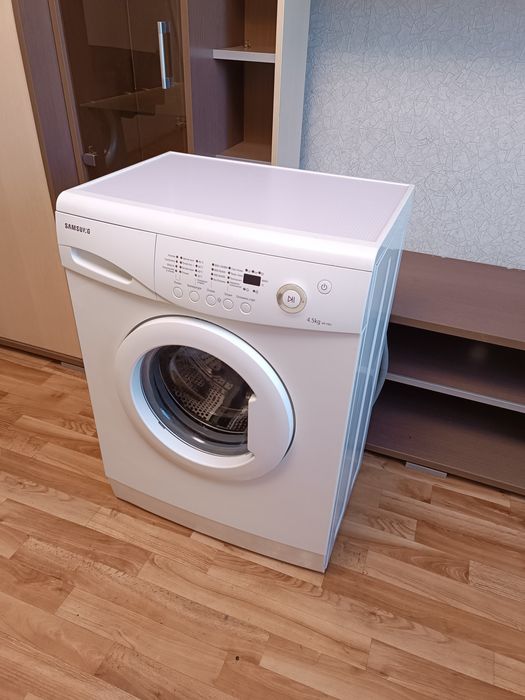 Стиральная машина автомат