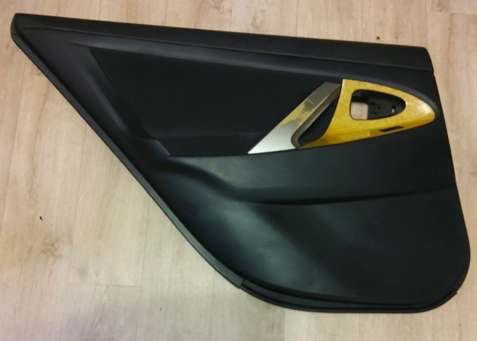 Дверная карта  на авто Тойота 40.