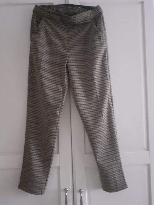 Pantaloni dama grosi