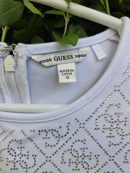Бяла рокля с тюл Guess