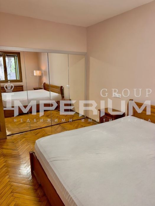 Дава се под наем Тристаен апартамент в Варна, Център - 110 кв.м за 750 € - Снимка #7
