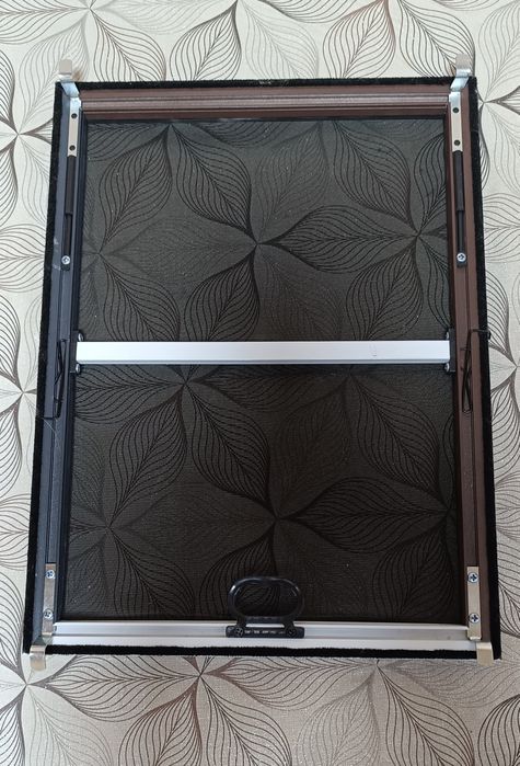 Внутренние (вставные) москитные сетки