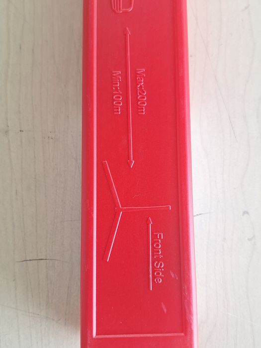 Крик 1.5тона, ключ за гуми,триъгълникик и жилетка.