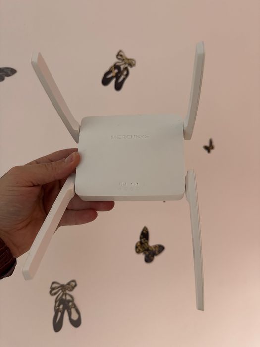 Router Wireless AC10, Dual Band, 1200 Mbps, 4 Antene Externe