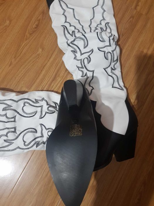 Cizme Public Desire marimea 41