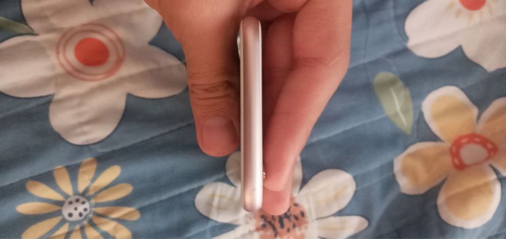 Iphone 6s (64)gb ideal