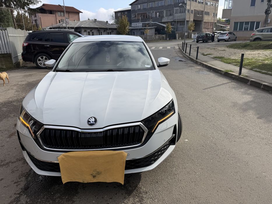 SKODA Octavia 2024 — imagine 1