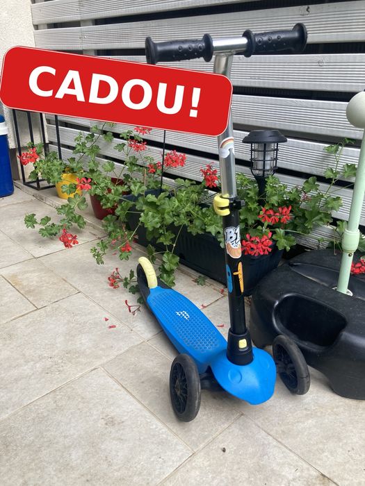 Bicicleta cu roti ajutatoare, copii 4-5 ani + CADOU trotineta