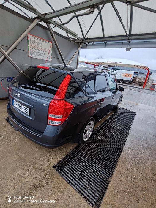 Vând KIA Ceed 2011