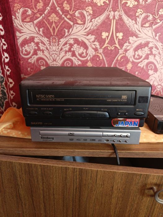 DVD продам 3шт работайет