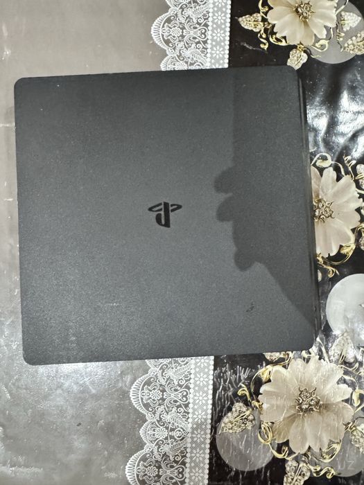 Playstation 4 Slim 1 tb