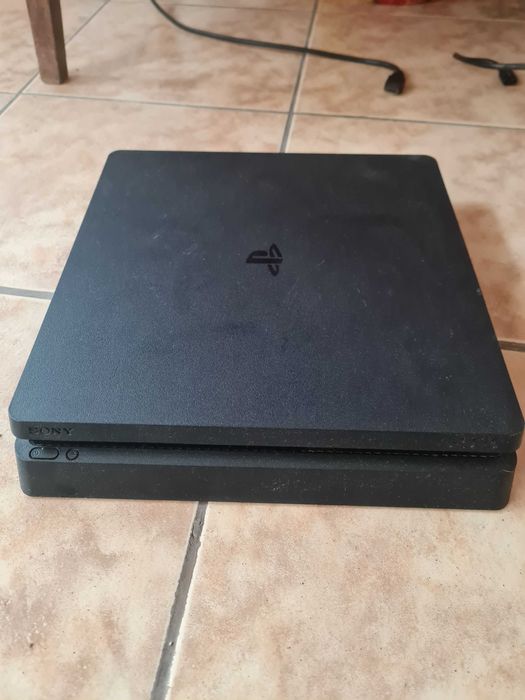 Ps4 slim 500gb с два джойстика