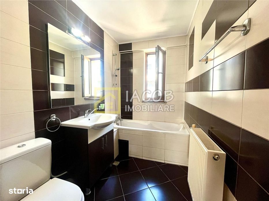 Apartament 3 camere decomandate, strada Martir Horia, Bacau