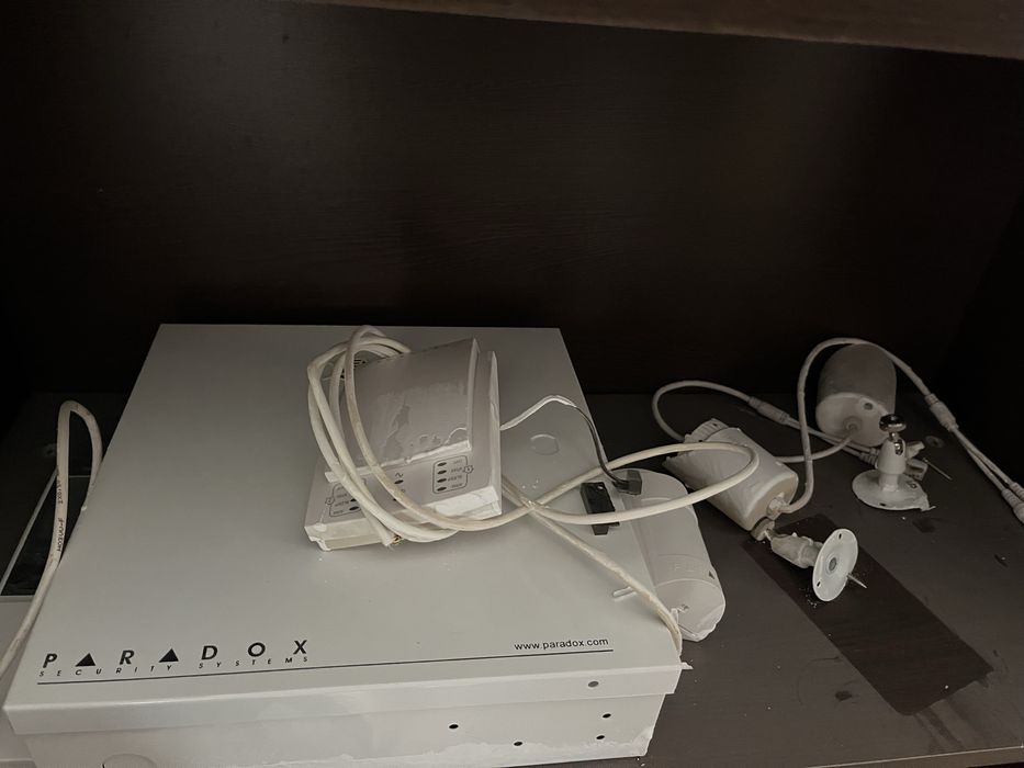 Аларма Paradox в много добро състояние