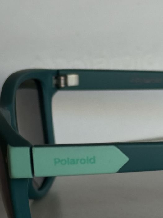 Нови, оригинални, детски слънчеви очила Polaroid