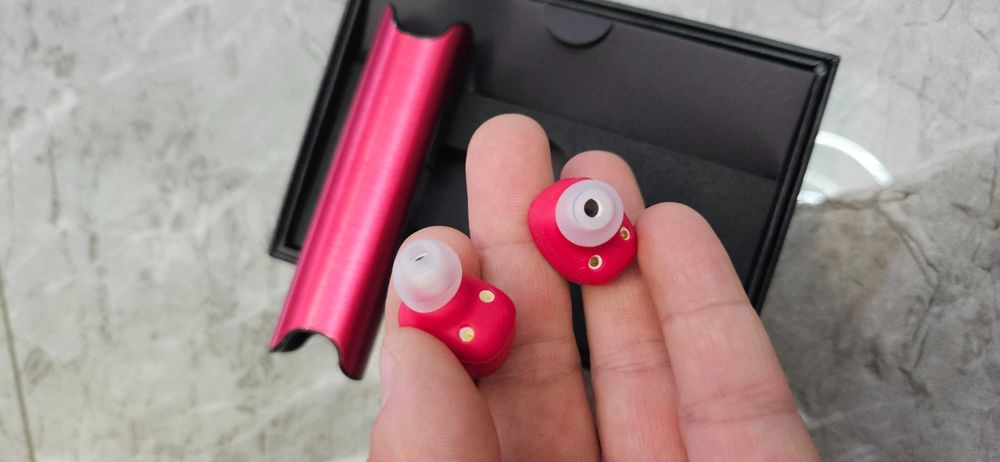 Casti Luxury Bluetooth Waterproof (signal 10 m) (+ power bank )