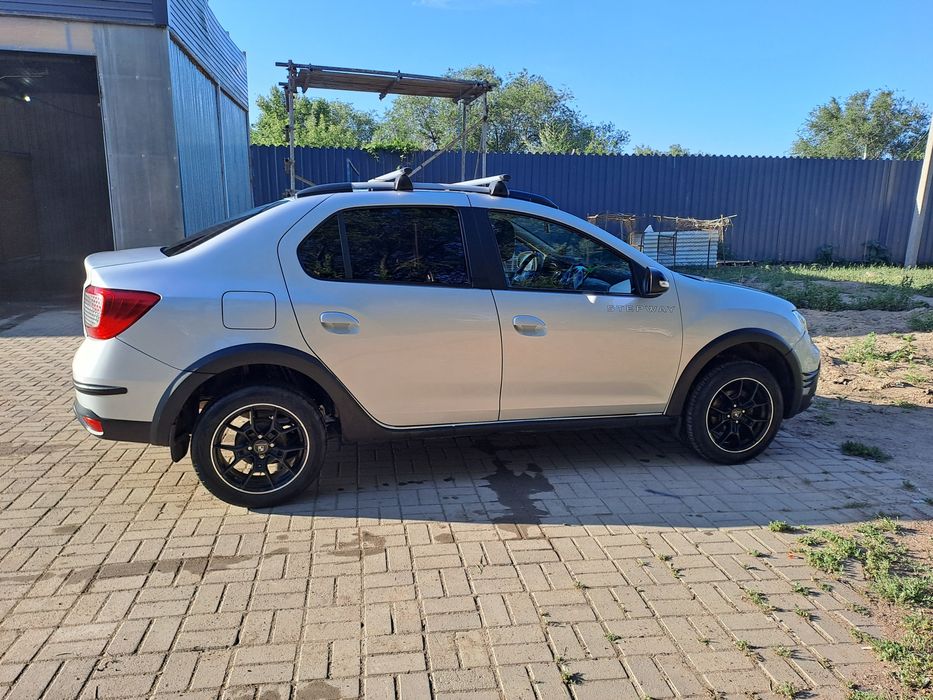 Продается автомобиль Рено Логан степвей