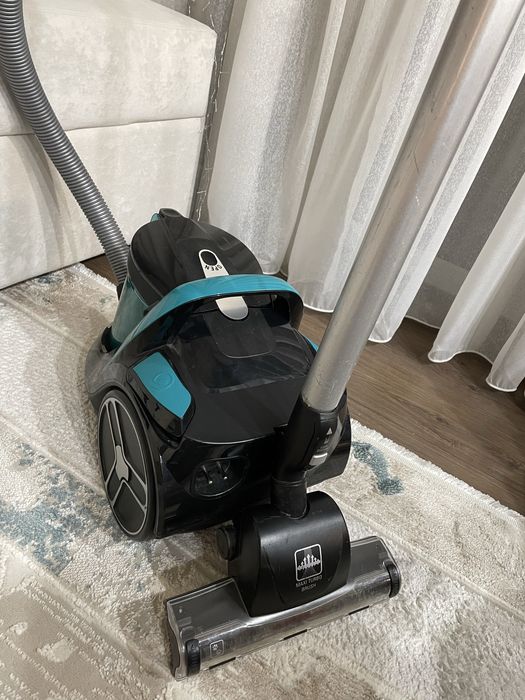 Пылесос Tefal silence force cyclonic в зеленом цвете срочно торг!!!