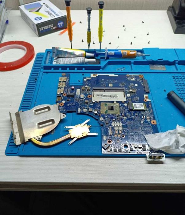 Компьютерный мастер ремонт компьютера, ноутбука