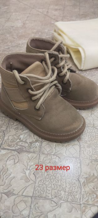Обувь детская б/у. Все за 10000 тг.