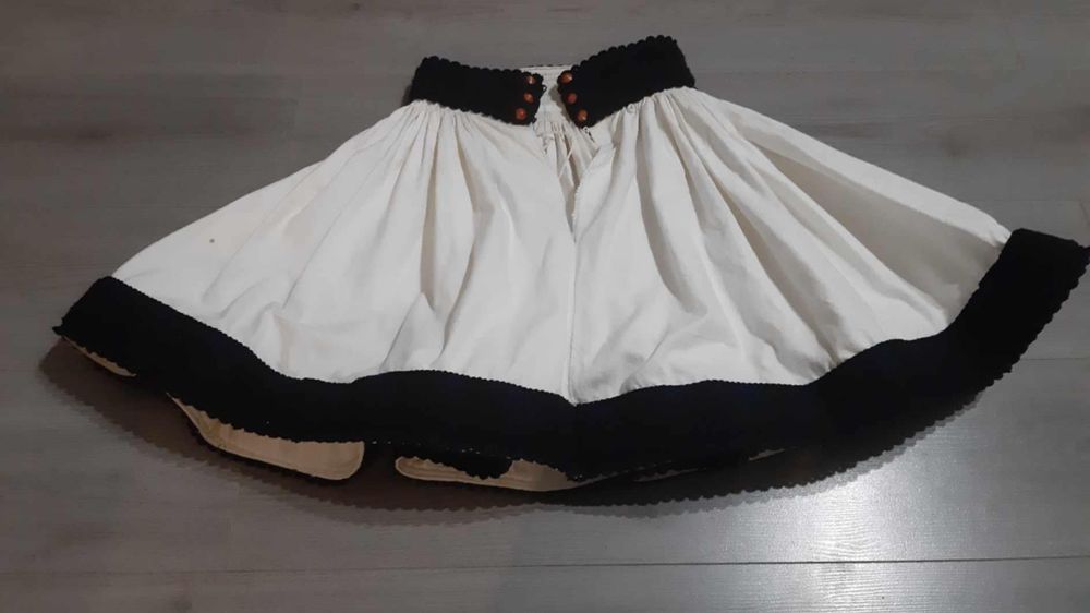 Costum popular de Oaș  - marime M - L