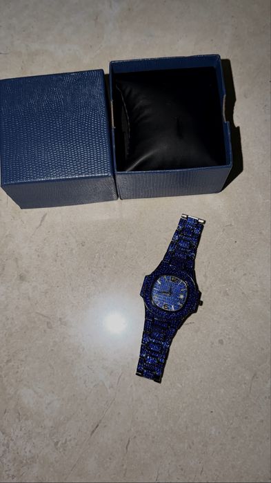 Ceas cu diamante / iced out / ceas cu cristale / safire albastre patek