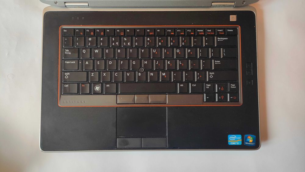 Лаптоп dell latitude e6420 i5/ HD+/ 8gb/ ssd